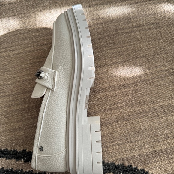 French Connection Tatiana Cream Loafers, Women's Size 6, NWOT - Picture 6 of 10